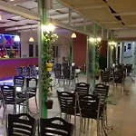 Palace - Halal Hotel