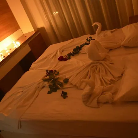 Hotell Palace - Halal *