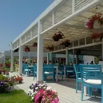 Palace - Halal Hotel *